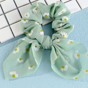 Light green hair tie/scrunchie with white flowers